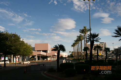 Infocom2010 ˹S˹־S