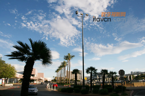 Infocom2010 ˹S˹־S