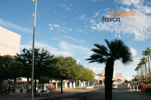 Infocom2010 ˹S˹־S