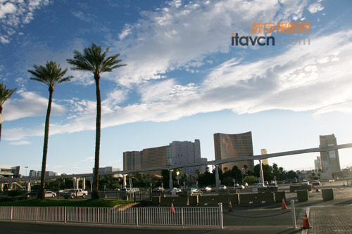 Infocom2010 ˹S˹־S