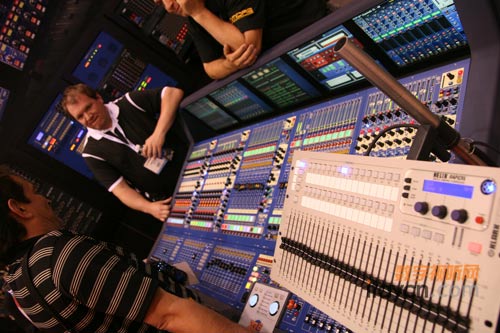 Infocomm2010 MidasƳ{_