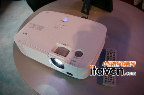 NEC P350WͶӰC