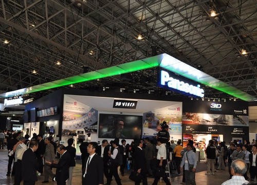 “ޟo”3DҕCEATEC 2011