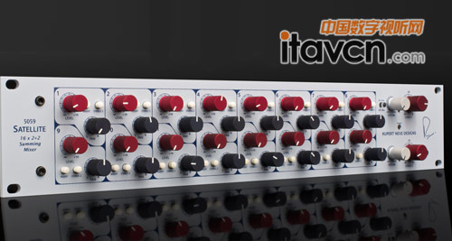 Rupert Neve  {_5059
