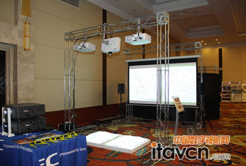 2_NEC PA500X+ c1_NEC PA500U+ չʾɳP