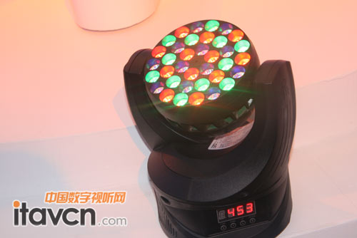 齭u^