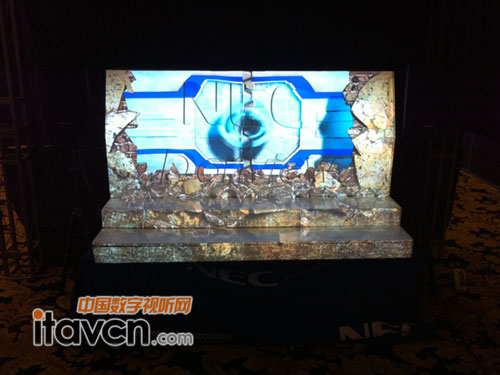 ͶӰ-1_ NEC PX750U+