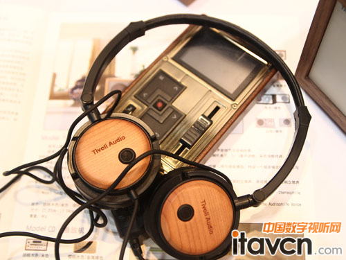 Tivoli Audio(dng)C(j)Radio Silenz
